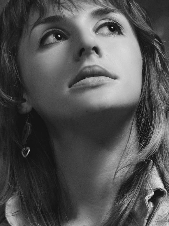 Free stock image of Woman Portrait - Looking Up created by Alexander Krivitskiy