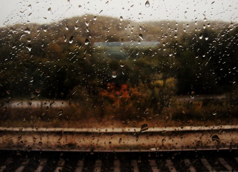 Free stock image of Rain on Window - Railroad Tracks created by NomeVizualizzato