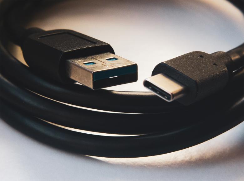 Free stock image of USB Cable Close Up created by Alen