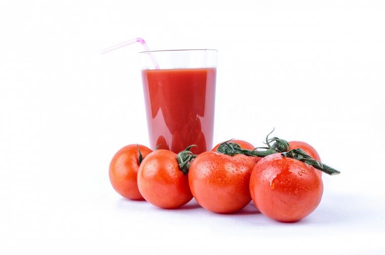 Free stock image of Tomatoes and Juice Isolated on White created by adam