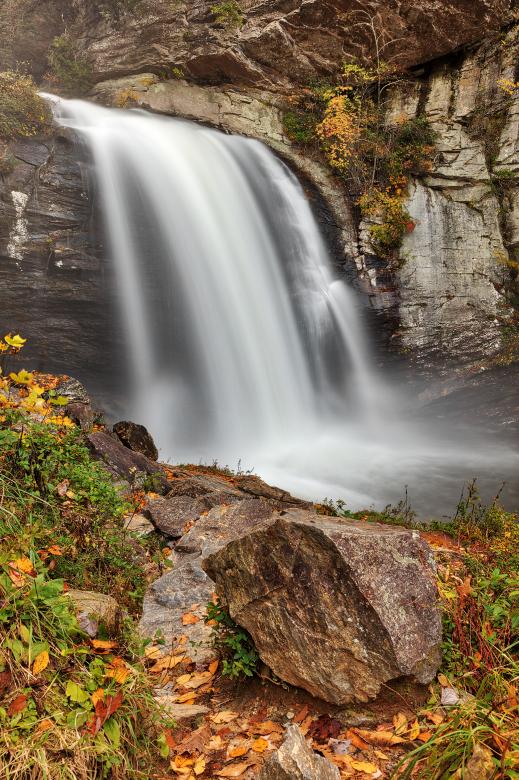 Free stock image of Autumn Looking Glass Falls created by Nicolas Raymond