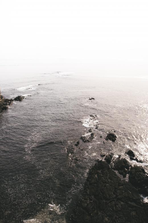 Free stock image of Rocky Seashore in Iceland created by Bjorgvin