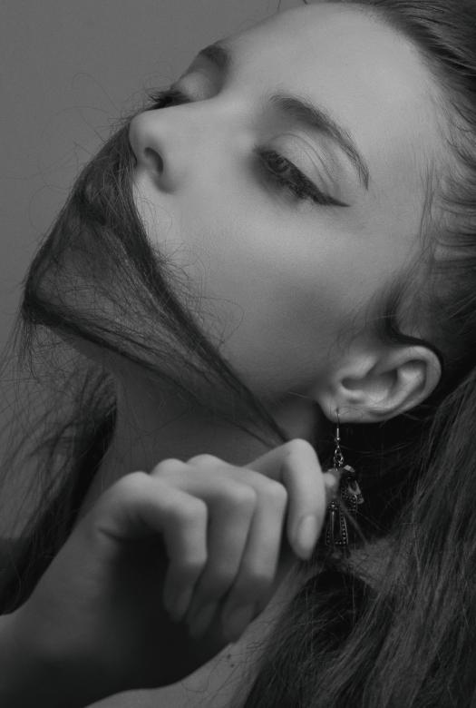 Free stock image of Model Pulling Hair over Face created by Alexander Krivitskiy