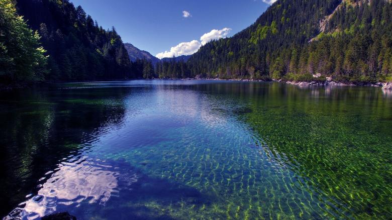 Free stock image of Beautiful Lake in a Valley created by Orlene Meilleur 