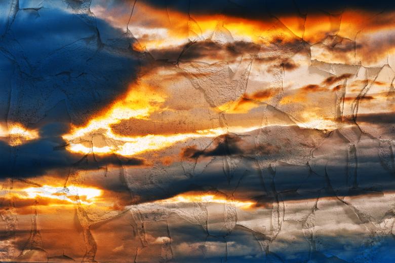 Free stock image of Peeling Sunset created by Nicolas Raymond