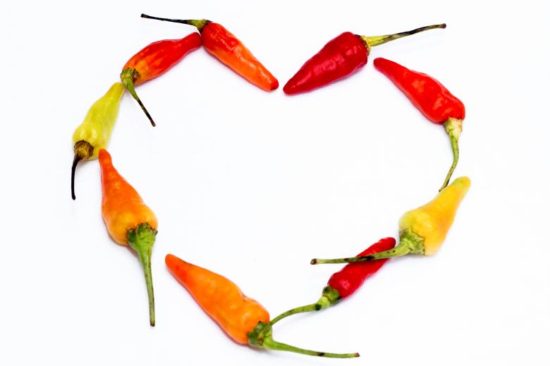 Free stock image of Chili Peppers Forming a Heart created by sapiduduk
