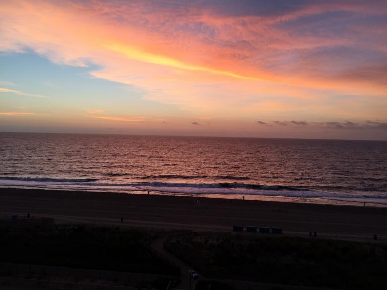 Free stock image of Sunrise Over The Beach created by STEPHEN BRAUN