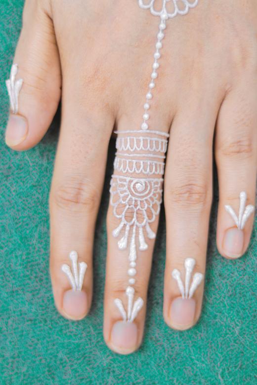 Free stock image of Malay Wedding- White Henna Tattoo Closeup created by Mehndi Training Center