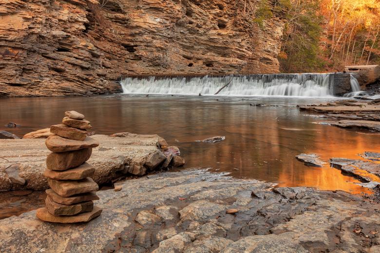Free stock image of Cairn Creek created by Nicolas Raymond