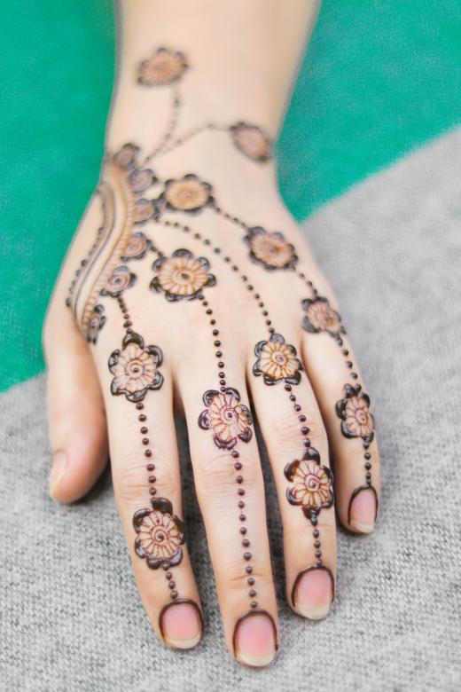 Free stock image of Carefully Painted Mehndi Art created by Mehndi Training Center