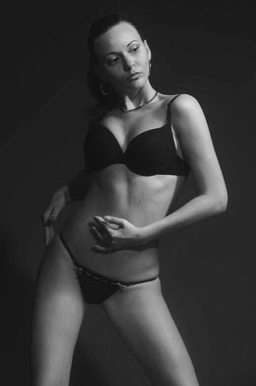 Free stock image of Bikini Girl Posing - Monochrome created by Alexander Krivitskiy