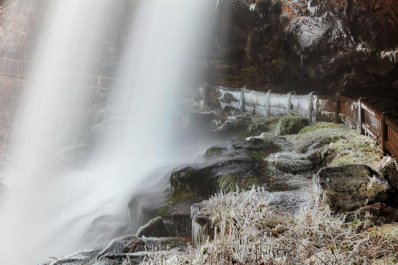 Free stock image of Dry Winter Falls created by Nicolas Raymond