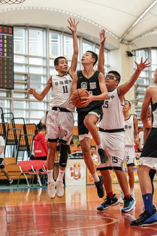Free stock image of Basketball Players created by Paul Ou
