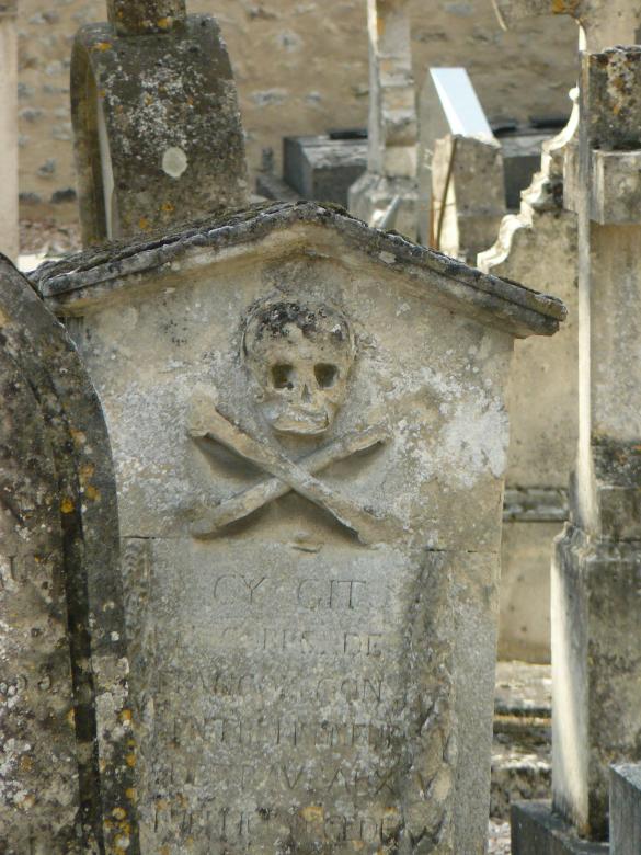 Free stock image of Macabre gravestone created by Dias Angela