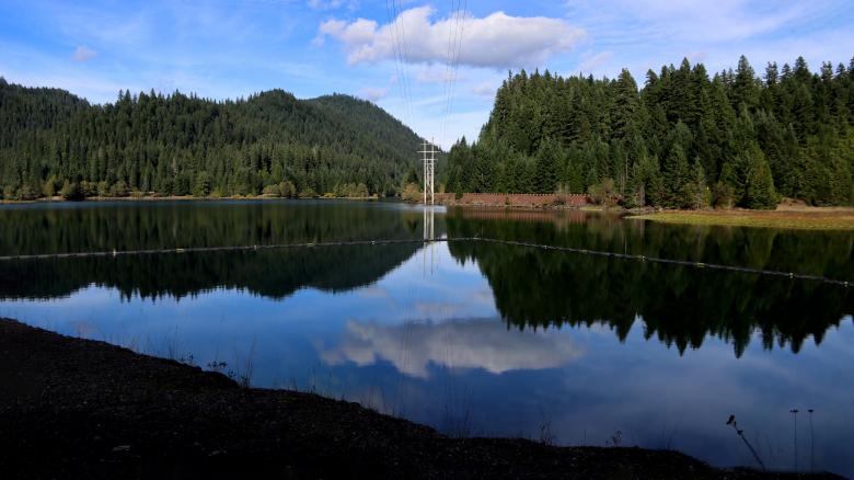 Free stock image of Powerlines over Trailhead Reservoir created by Brian Walker