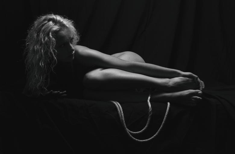 Free stock image of LowKey Female Model Body - Monochrome created by Alexander Krivitskiy