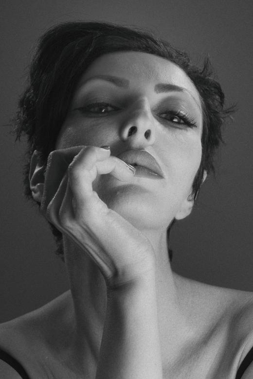Free stock image of Female Model Pose - Black and White Portrait created by Alexander Krivitskiy
