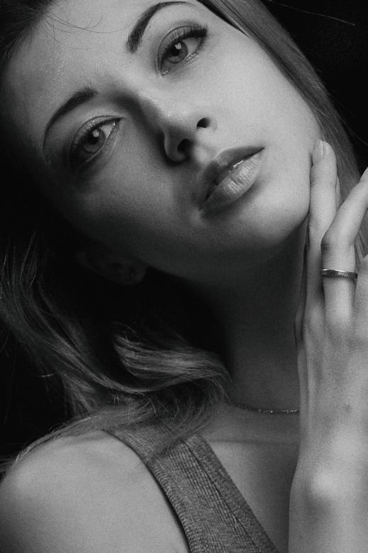 Free stock image of Beauty Portrait created by Alexander Krivitskiy