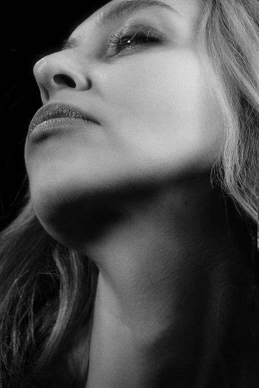 Free stock image of Sensual Woman created by Alexander Krivitskiy