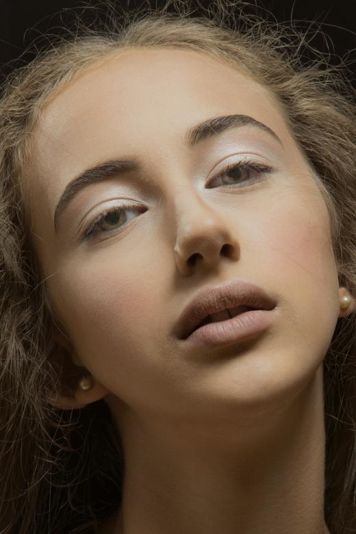 Free stock image of Young Girl Portrait created by Alexander Krivitskiy