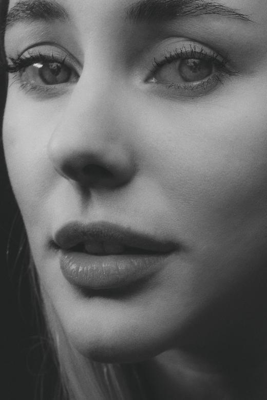 Free stock image of Sad Woman  created by Alexander Krivitskiy