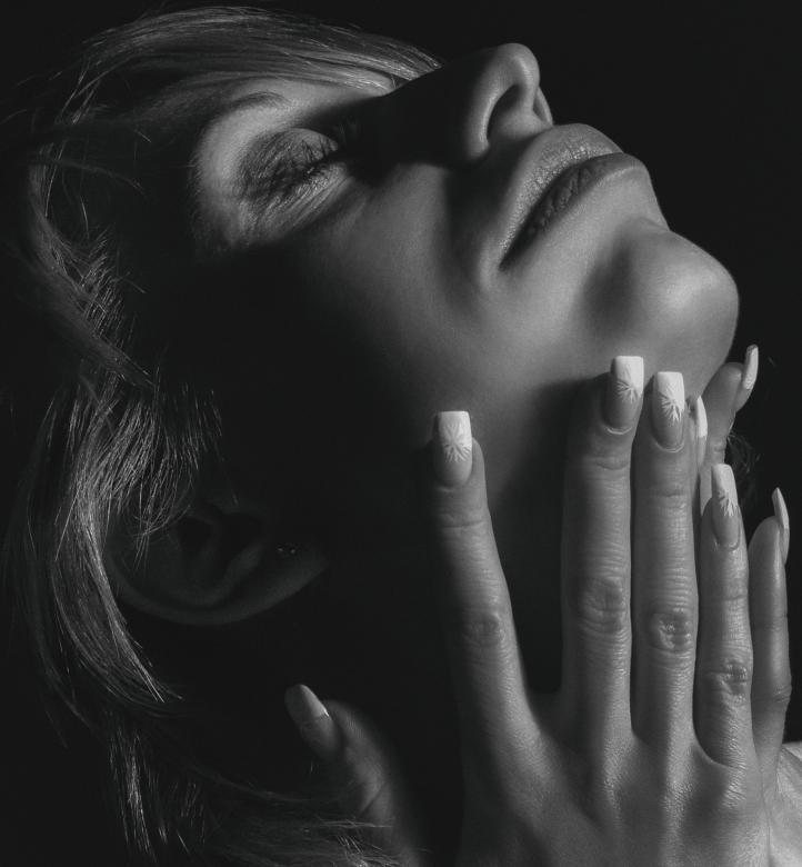 Free stock image of Sensual Woman created by Alexander Krivitskiy