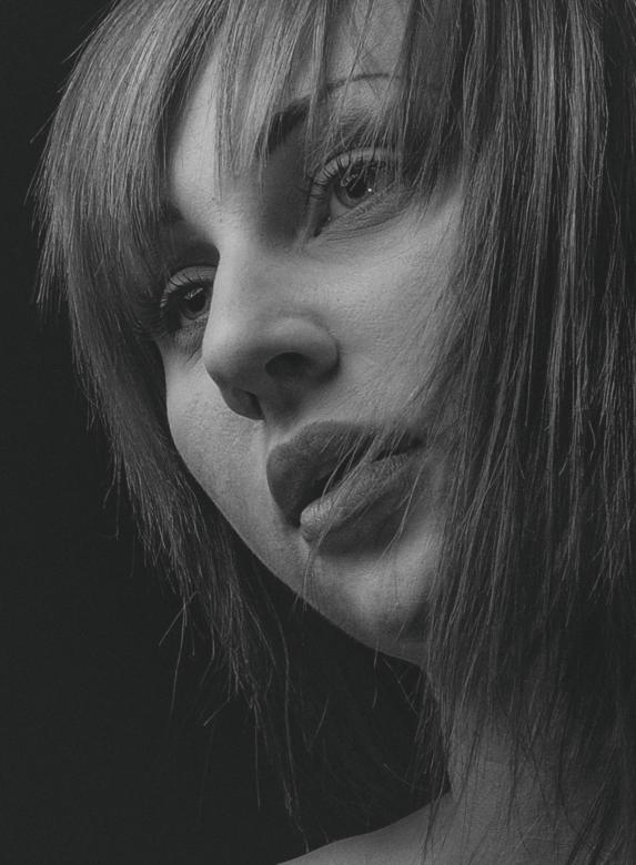 Free stock image of Sensual Woman created by Alexander Krivitskiy