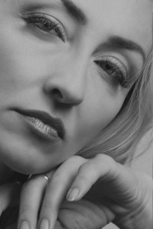 Free stock image of Beauty portrait created by Alexander Krivitskiy