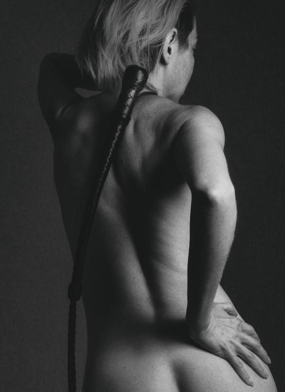 Free stock image of Female bare back created by Alexander Krivitskiy