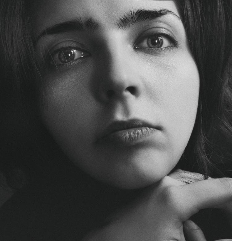 Free stock image of Thinking Woman created by Alexander Krivitskiy