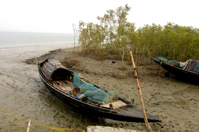 Free stock image of Boat on shore created by MUKTINAVA CHOWDHURY
