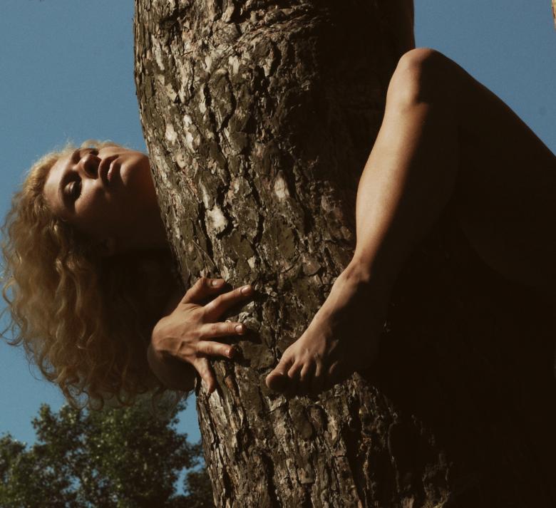 Free stock image of Natural woman created by Alexander Krivitskiy