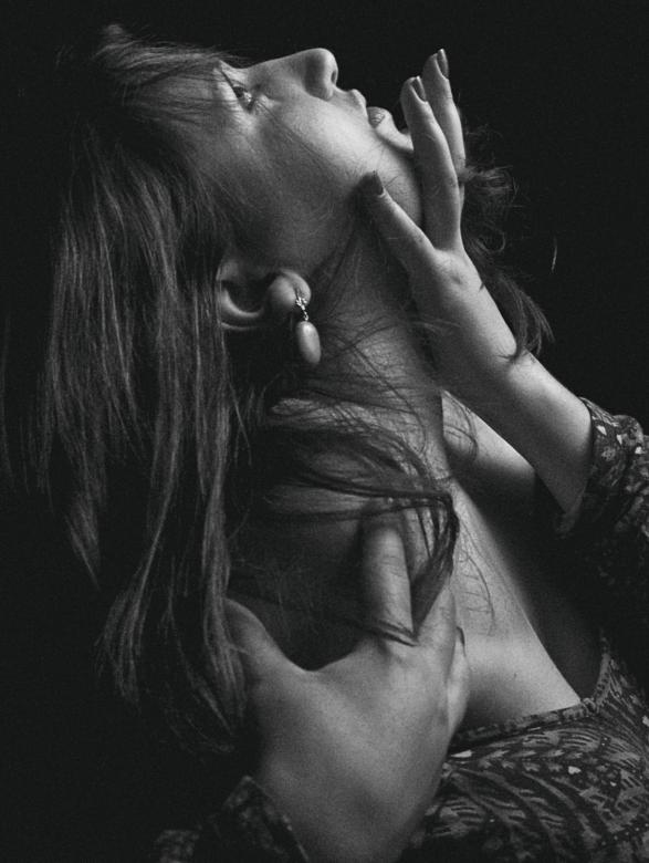 Free stock image of Sensual Woman created by Alexander Krivitskiy