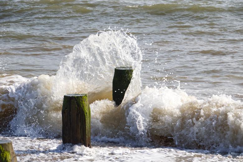 Free stock image of Wave Breaking created by Andrew Chilvers