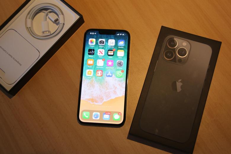 Free stock image of iPhone 13  created by Jonny Bernschz