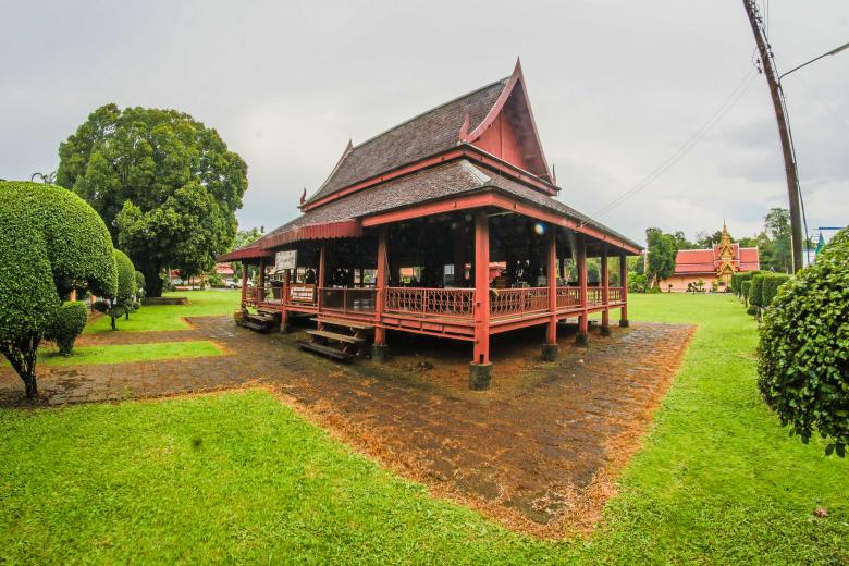 Free stock image of Buppharam temple , Trat , Thailand created by icon0.com