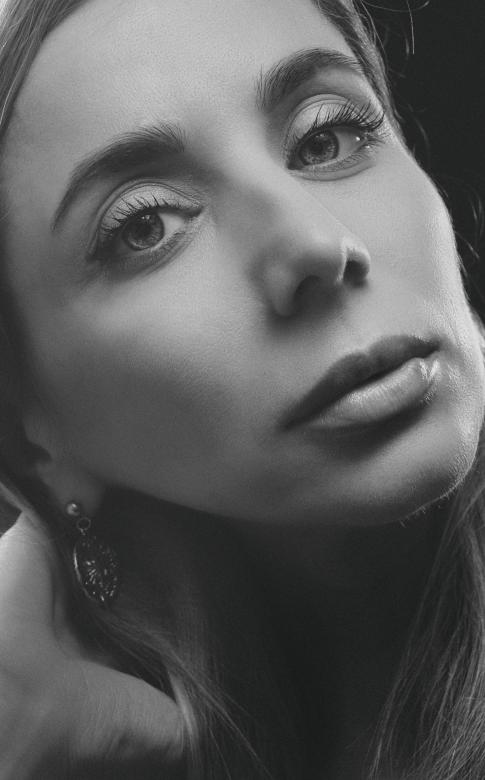 Free stock image of Beauty Portrait created by Alexander Krivitskiy