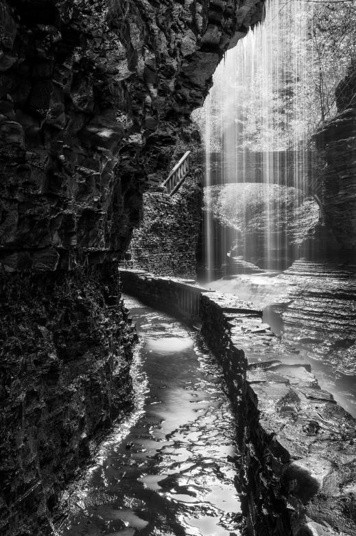 Free stock image of Gorge Shower Trail - Watkins Glen created by Nicolas Raymond