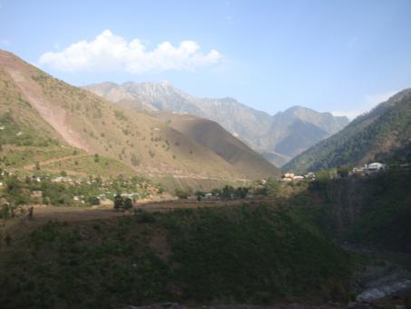 Kashmir : Heaven on Earth