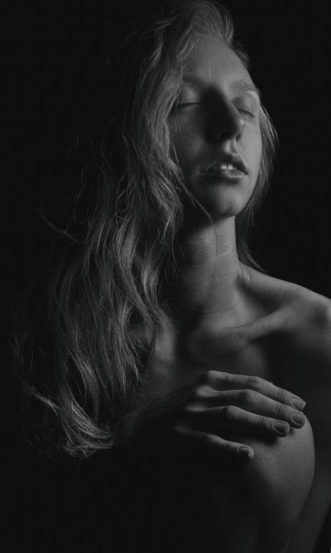 Free stock image of Sensual portrait created by Alexander Krivitskiy