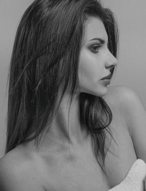 Free stock image of Female profile created by Alexander Krivitskiy
