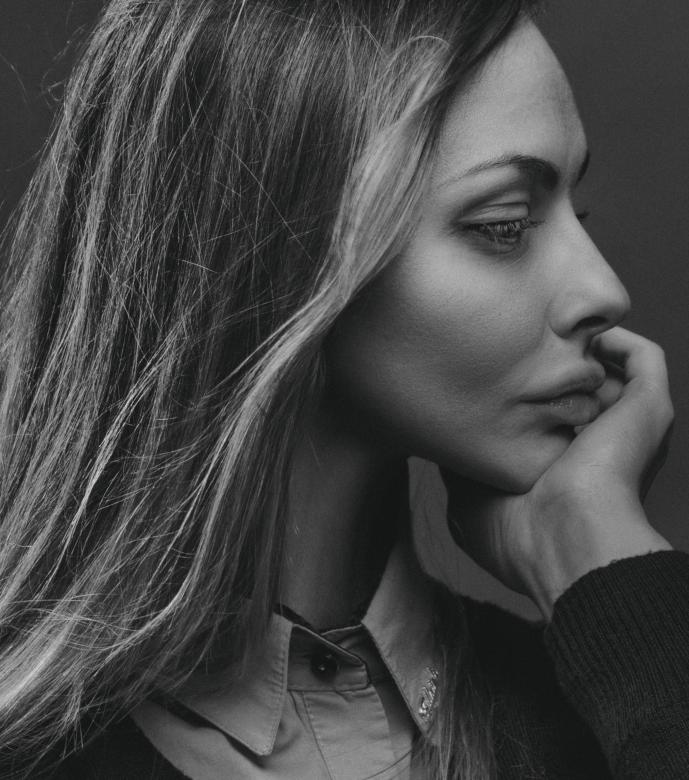 Free stock image of Female profile created by Alexander Krivitskiy