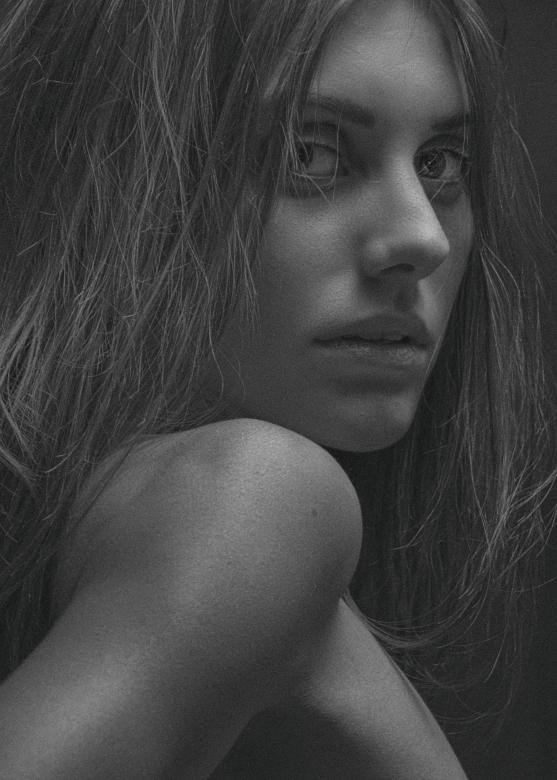 Free stock image of Seductive woman created by Alexander Krivitskiy