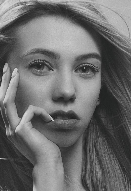 Free stock image of Beauty portrait created by Alexander Krivitskiy