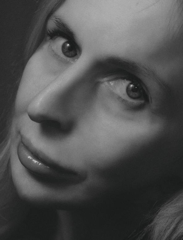 Free stock image of Beauty portrait created by Alexander Krivitskiy