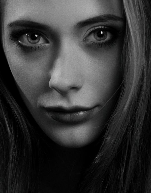 Free stock image of Beauty portrait created by Alexander Krivitskiy