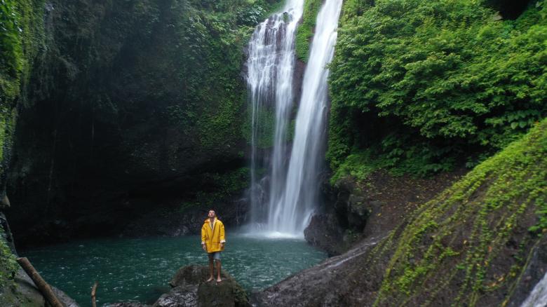 Free stock image of Bali Waterfall created by RoomService360