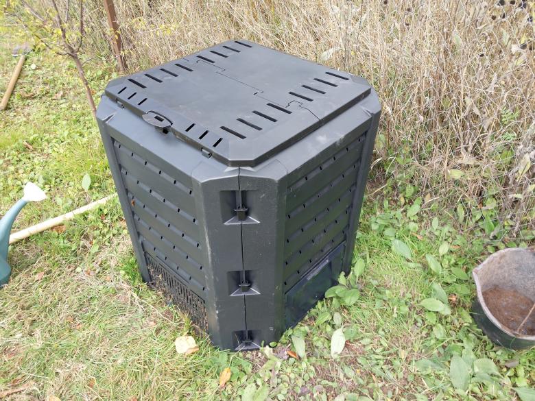 Free stock image of Plastic tank for the production and storage of compost  created by Oleg Prokopenko