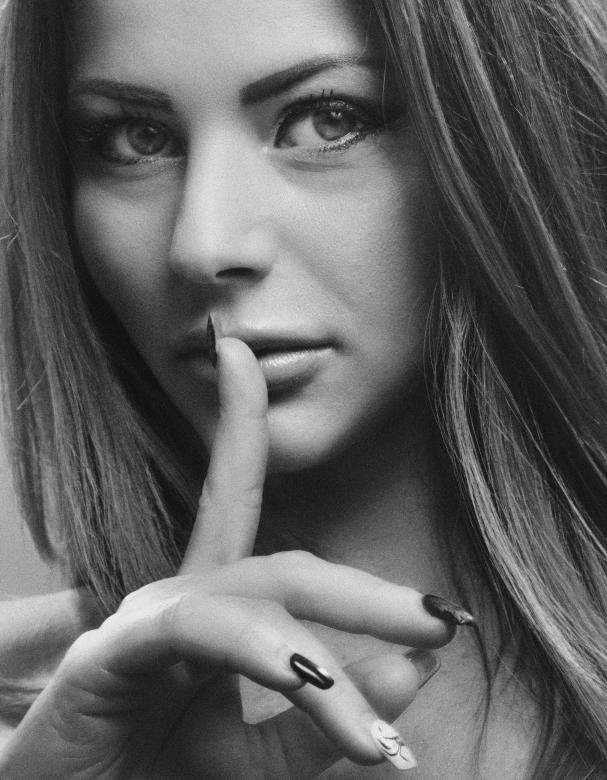 Free stock image of Quiet gesture created by Alexander Krivitskiy