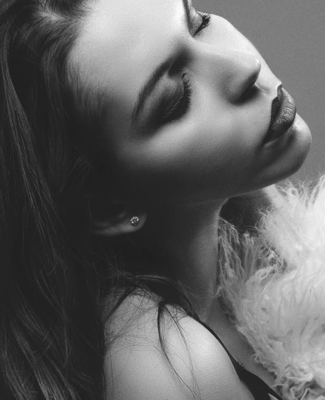 Free stock image of Sensual woman created by Alexander Krivitskiy